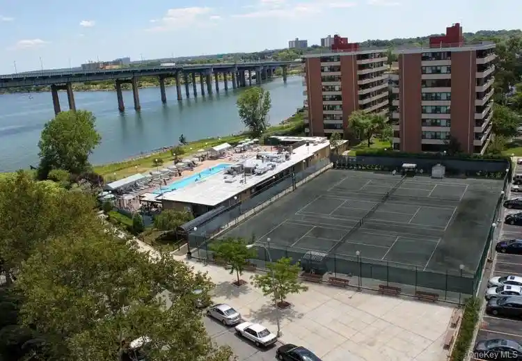 Listing Photo 18 - Condo for sale in Le Havre located at 162-30 Powells Cvs Blvd, New York, NY 11357 - Unit #2C