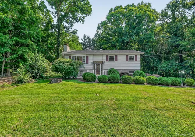 2nd image of 37 Julie Dr, East Fishkill, NY 12533 | MLS# 1036754