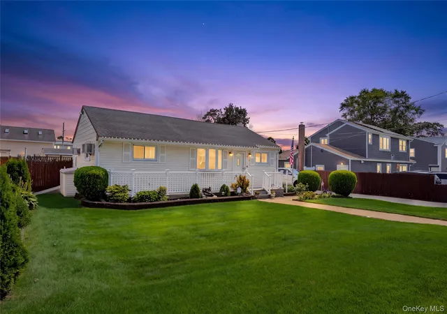 23rd image of 212 15th St, West Babylon, NY 11704 | MLS# 1036756