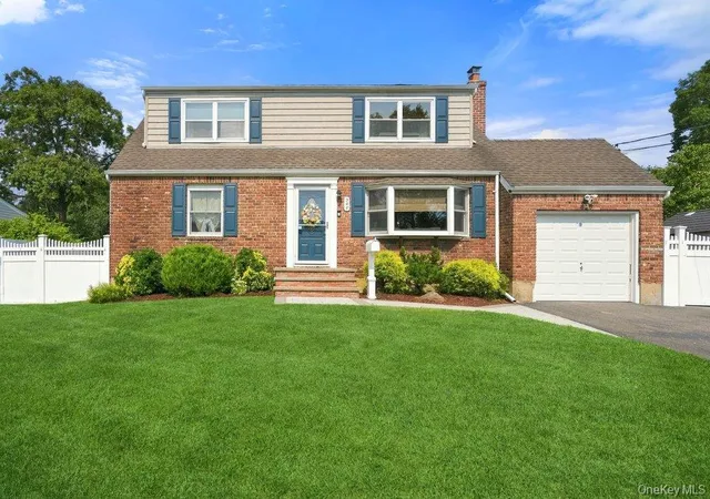 1st image of 344 N Ontario Ave, Babylon, NY 11757 | MLS# 1036766
