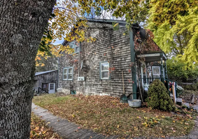 Photo 3 of Single family home for sale at 1367 Kings Hwy, Chester Town, NY 10918 | MLS# 1036770 | Listing updated on 2026-08-14