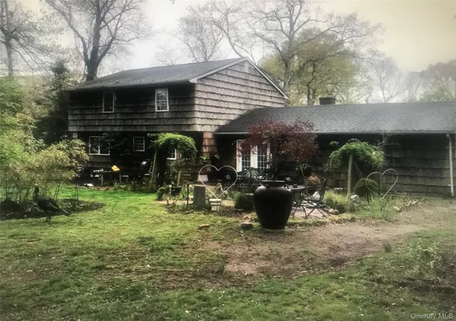 Photo 4 of Sale Pending at 19 Reynolds, Brookhaven, NY 11786 | MLS# 1036774 | Listing updated on 2026-09-30