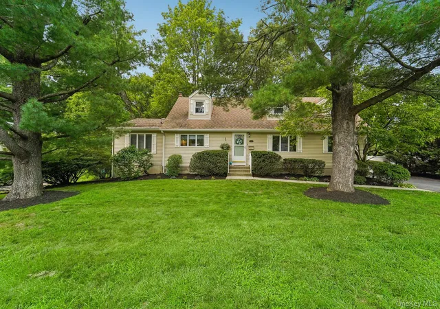 Photo 1 of Sale Pending at 398 Blauvelt Rd, Orangetown, NY 10913 | MLS# 1036785 | Listing updated on 2026-08-28