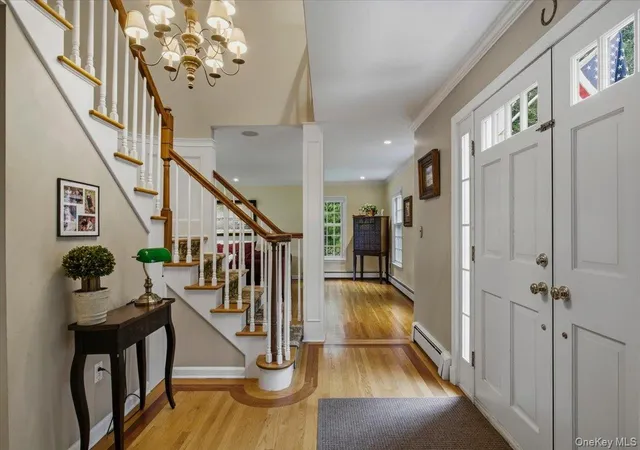 Photo 3 of Single family home for sale at 20 Hitching Post Ln, New Castle, NY 10514 | MLS# 1036792 | Listing updated on 2026-09-24