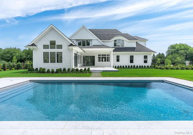 Photo 3 of Sale Pending at 1475 Laurel Ave, Southold, NY 11971 | MLS# 1036799 | Listing updated on 2026-09-23