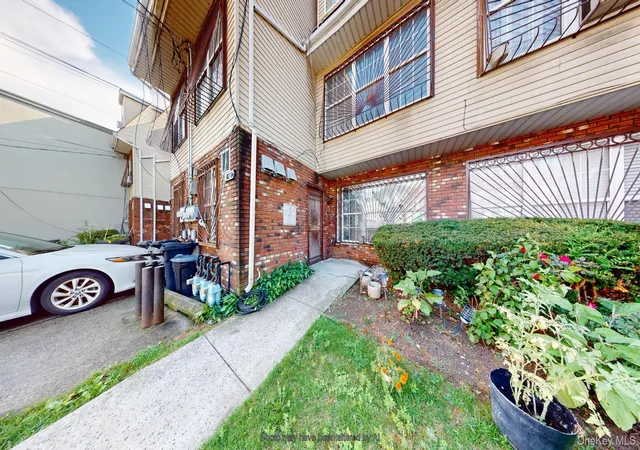Photo 3 of Sale Pending at 107 06 Guy R Brewer Blvd #8B, New York, NY 11433 | MLS# 1036832 | Listing updated on 2026-08-27