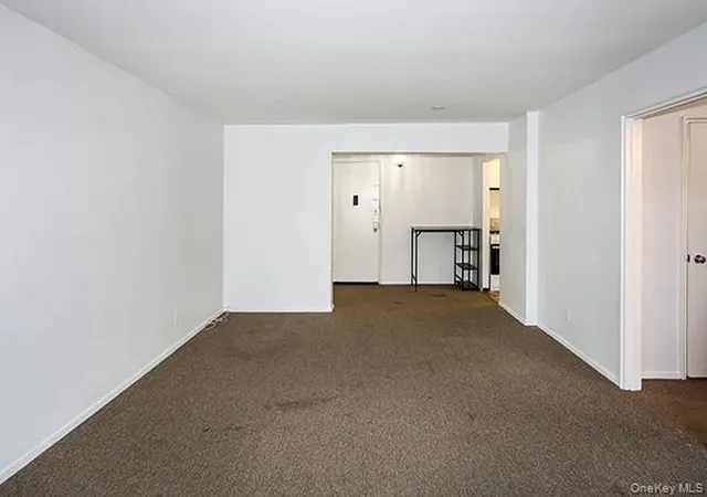 Listing Photo 5 - Condo for sale in building located at 120 Horton Hwy, North Hempstead, NY 11030 - Unit #C2
