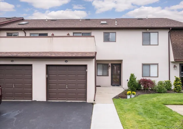 Photo 1 of Sale Pending at 1 Anchorage Way #1103, Hempstead, NY 11520 | MLS# 1036879 | Listing updated on 2026-10-01
