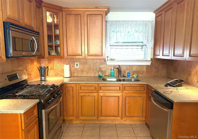 Photo 1 of Single family home for sale at 59 41 161st Street, New York, NY 11365 | MLS# 1036892 | Listing updated on 2026-09-13