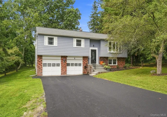 Photo 1 of Sale Pending at 16 Cromwell Dr, La Grange, NY 12603 | MLS# 1036909 | Listing updated on 2026-09-07
