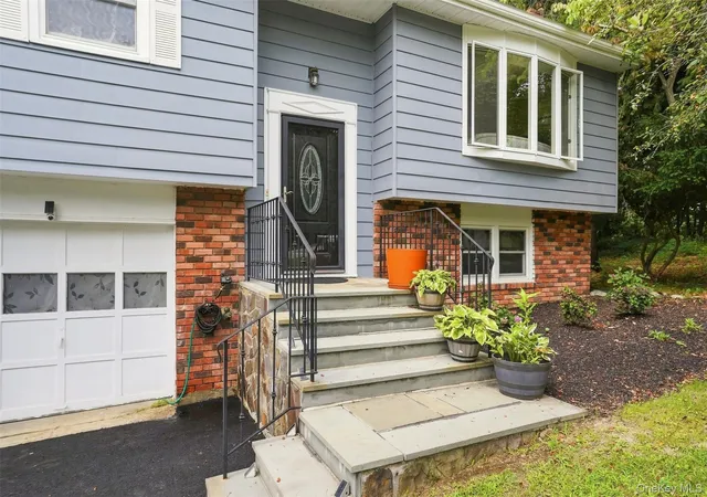 Photo 2 of Sale Pending at 16 Cromwell Dr, La Grange, NY 12603 | MLS# 1036909 | Listing updated on 2026-09-07