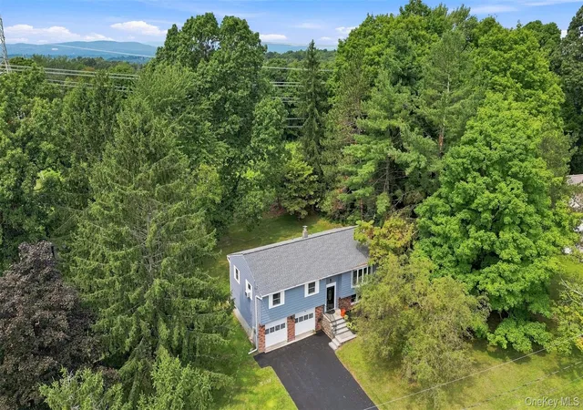 Photo 4 of Sale Pending at 16 Cromwell Dr, La Grange, NY 12603 | MLS# 1036909 | Listing updated on 2026-09-07