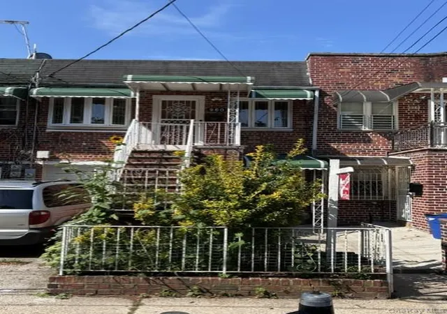 Photo 2 of Single family home for sale at 960 E 101st Street, New York, NY 11236 | MLS# 1036913 | Listing updated on 2026-08-28