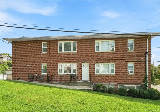 Photo 3 of Sale Pending at 184 Purchase St #1-1, Rye City, NY 10580 | MLS# 1036914 | Listing updated on 2026-09-13