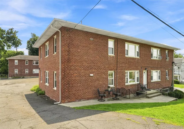 Photo 3 of Sale Pending at 184 Purchase St #1-1, Rye City, NY 10580 | MLS# 1036914 | Listing updated on 2026-09-13
