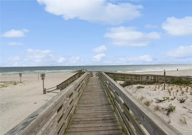 Listing Photo 4 - Condo for sale in building located at 88 Pacific Blvd, Long Beach, NY 11561