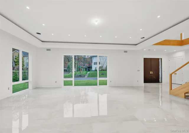 4th image of 17 Wallenberg Cir, Ramapo, NY 10952 | MLS# 1036924