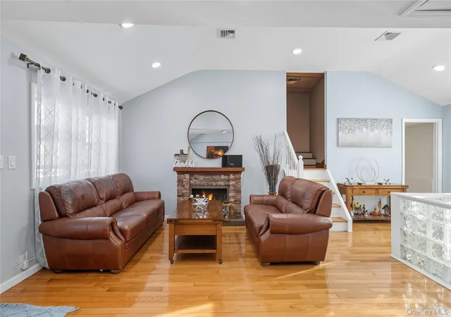 Photo 3 of Sale Pending at 131 S 5th Street, Oyster Bay, NY 11714 | MLS# 1036945 | Listing updated on 2026-09-29