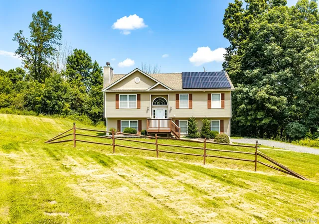 Photo 1 of Single family home for sale at 236 Springbrook Rd, Greenville, NY 12771 | MLS# 1036947 | Listing updated on 2026-09-03
