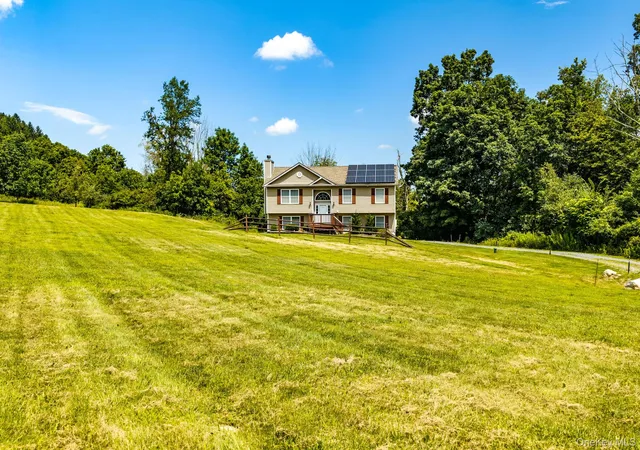 Photo 3 of Single family home for sale at 236 Springbrook Rd, Greenville, NY 12771 | MLS# 1036947 | Listing updated on 2026-09-03