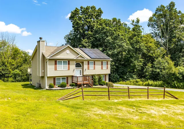 Photo 4 of Single family home for sale at 236 Springbrook Rd, Greenville, NY 12771 | MLS# 1036947 | Listing updated on 2026-09-03