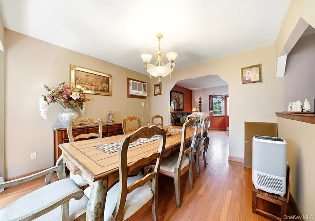 Photo 3 of Single family home for sale at 26 Probst Dr, Brookhaven, NY 11967 | MLS# 1036975 | Listing updated on 2026-08-29