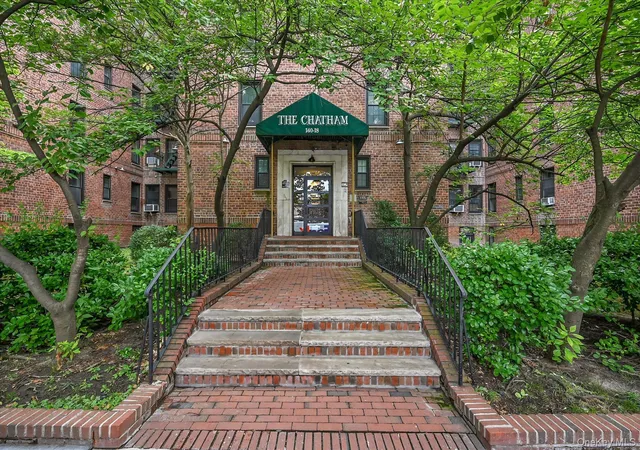 Condo for sale at 140-18 Burden Crescent #411, New York, NY 11435 | MLS# 1036999
