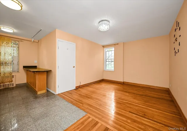 Photo 1 of House for sale at 140-18 Burden Crescent #411, New York, NY 11435 | MLS# 1036999 | Listing updated on 2026-08-11