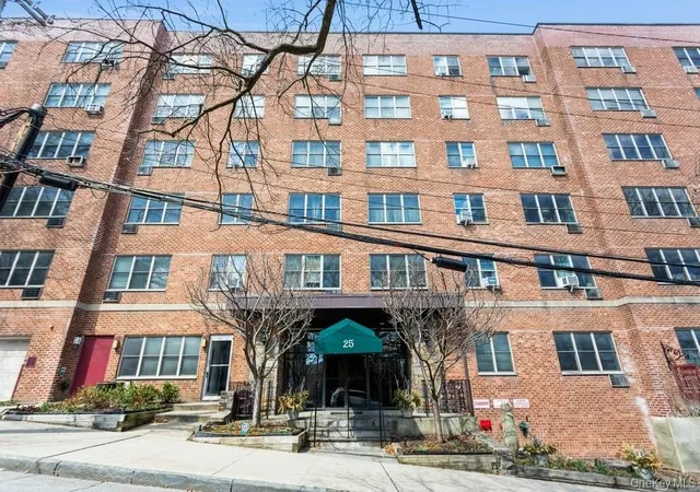 Photo 1 of Condo for sale at 25 Franklin Ave #2A, White Plains, NY 10601 | MLS# 1037003 | Listing updated on 2026-08-11