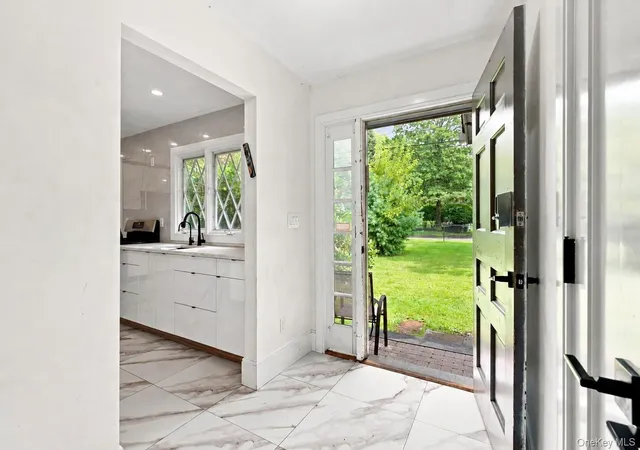 Photo 3 of Single family home for sale at 61 S Airmont Rd, Ramapo, NY 10901 | MLS# 1037005 | Listing updated on 2026-10-08