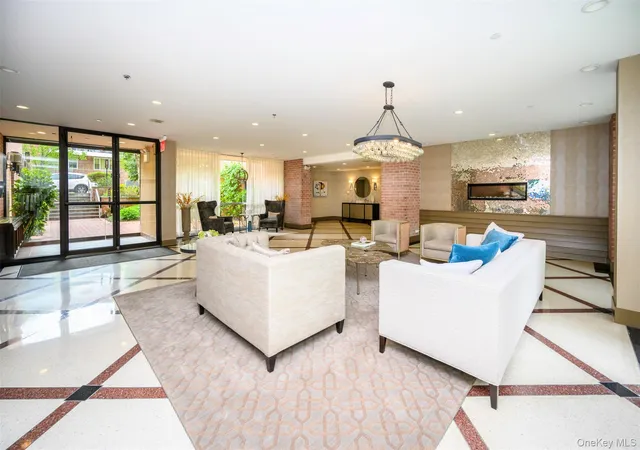 Photo 2 of Condo for sale at 20 Canterbury Rd #3A, North Hempstead, NY 11021 | MLS# 1037023 | Listing updated on 2026-09-22