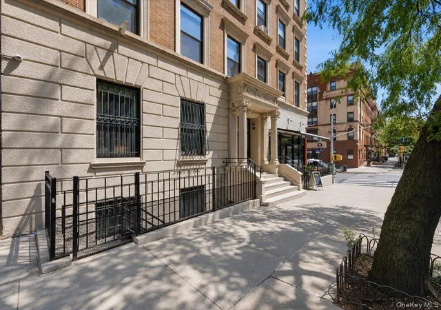 Photo 2 of Sale Pending at 51 W 106th Street #5D, New York, NY 10025 | MLS# 1037036 | Listing updated on 2026-09-13