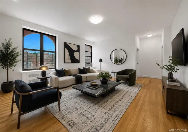 Photo 3 of Sale Pending at 51 W 106th Street #5D, New York, NY 10025 | MLS# 1037036 | Listing updated on 2026-09-13