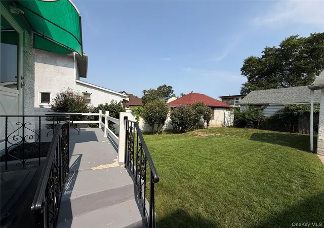 Photo 3 of Single family home for sale at 22015 101st Avenue, New York, NY 11429 | MLS# 1037041 | Listing updated on 2026-08-23