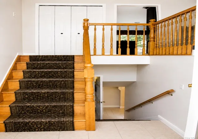 Photo 3 of Sale Pending at 8 Rockridge Dr, Haverstraw, NY 10984 | MLS# 1037050 | Listing updated on 2026-09-23