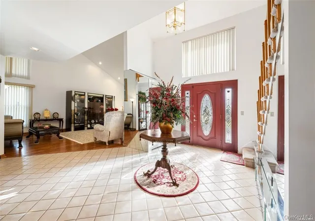 Photo 3 of Single family home for sale at 4 Jester Ct, Huntington, NY 11746 | MLS# 1037053 | Listing updated on 2026-08-21