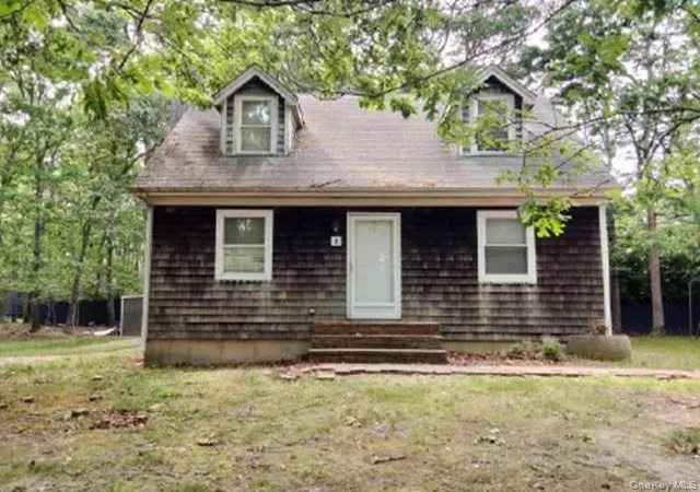 1st image of 2 President St, East Hampton, NY 11937 | MLS# 1037111