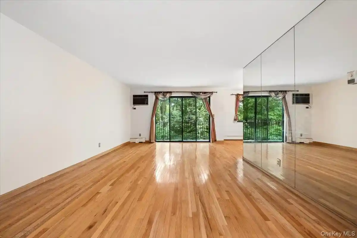 Listing Photo 2 - Condo for sale in 500 Central Park Ave located at 500 Central Park Ave, Scarsdale, NY 10583 - Unit #134