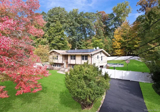 Photo 3 of Single family home for sale at 22 N Lorna Ln, Ramapo, NY 10952 | MLS# 1037122 | Listing updated on 2026-10-12