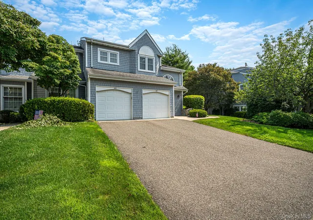2nd image of 188 Lakebridge Dr N, Smithtown, NY 11754 | MLS# 1037124