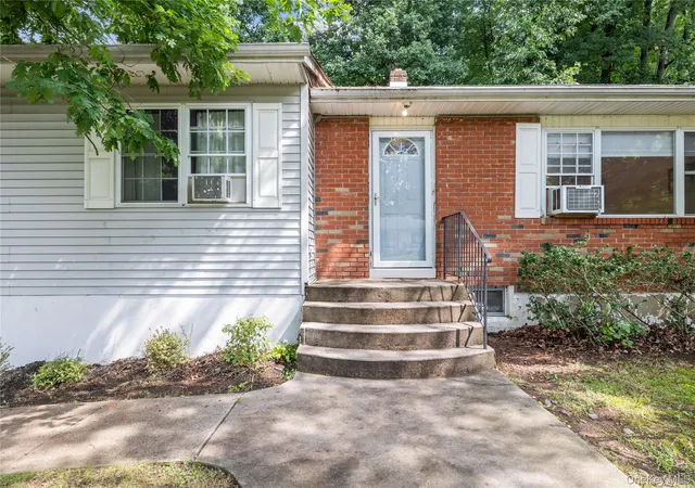 2nd image of 19 Glenbrook Rd, Ramapo, NY 10952 | MLS# 1037132