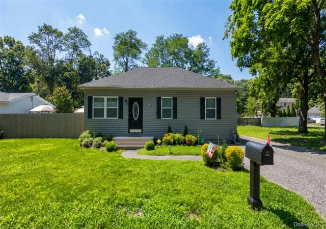 Photo 1 of Single family home for sale at 268 Beaver Dr, Brookhaven, NY 11951 | MLS# 1037137 | Listing updated on 2026-08-16