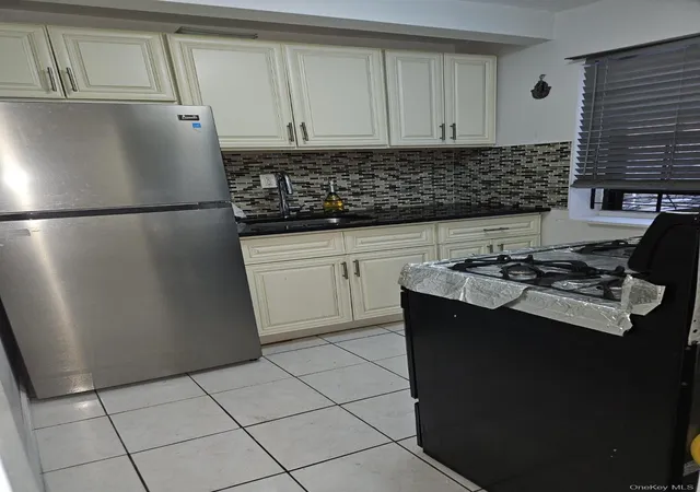 Photo 3 of Condo for sale at 144 17 79 Avenue #2D, New York, NY 11367 | MLS# 1037149 | Listing updated on 2026-08-31