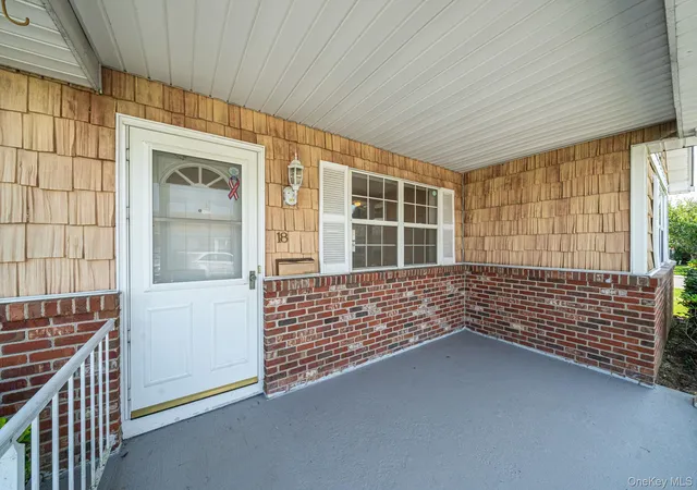 Photo 3 of Sale Pending at 18 Kathleen Dr, Islip, NY 11769 | MLS# 1037151 | Listing updated on 2026-08-26