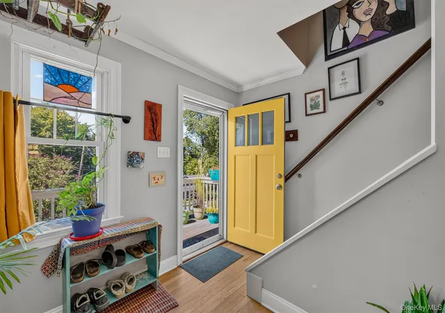 Photo 2 of Single family home for sale at 18 Thompson Ave, Cortlandt, NY 10520 | MLS# 1037162 | Listing updated on 2026-09-03