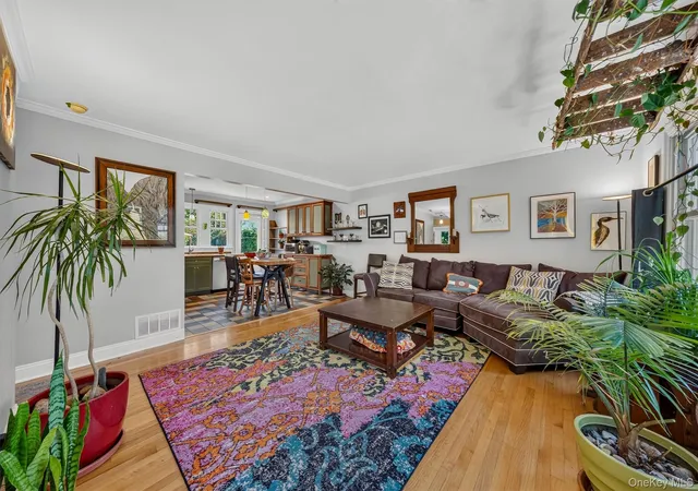 Photo 3 of Single family home for sale at 18 Thompson Ave, Cortlandt, NY 10520 | MLS# 1037162 | Listing updated on 2026-09-03