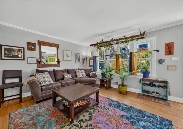 Photo 4 of Single family home for sale at 18 Thompson Ave, Cortlandt, NY 10520 | MLS# 1037162 | Listing updated on 2026-09-03