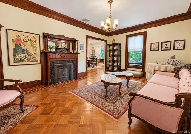 Photo 2 of Single family home for sale at 34 E Williston Ave, North Hempstead, NY 11596 | MLS# 1037209 | Listing updated on 2026-09-24