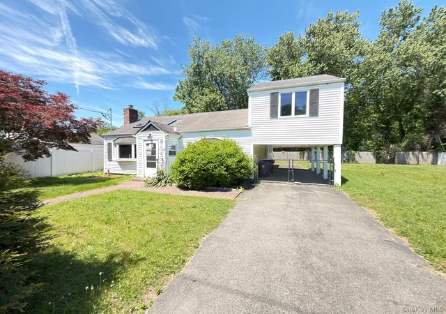Photo 1 of Single family home for sale at 9 Babbitt Ct, Greenburgh, NY 10523 | MLS# 1037210 | Listing updated on 2026-08-12