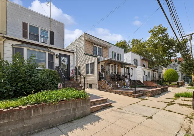 Photo 3 of Single family home for sale at 3236 Jordan St, New York, NY 11358 | MLS# 1037228 | Listing updated on 2026-09-17